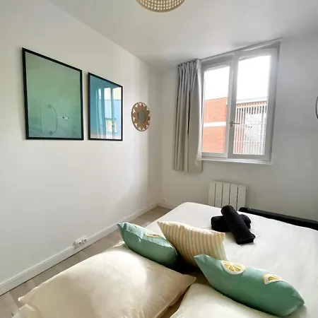 Dolce Design Duplex, 2 Bedrooms, Vieux-marche Lejlighed *