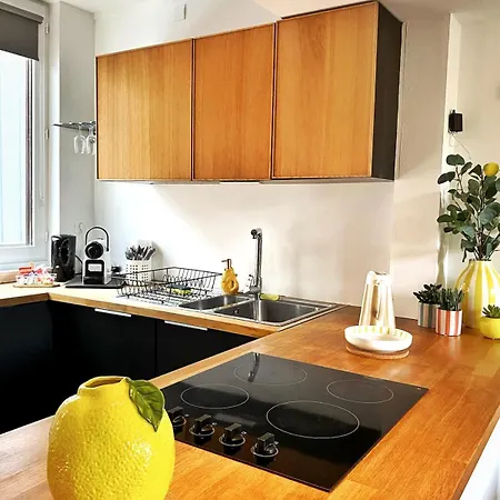 Dolce Design Duplex, 2 Bedrooms, Vieux-marche Lejlighed *