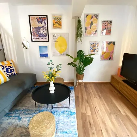 Dolce Design Duplex, 2 Bedrooms, Vieux-marche *